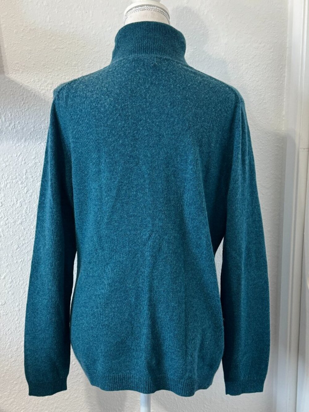 Charter Club Luxury sweater Turtleneck Women's Size Large Blue 100% cashmere - Picture 3 of 13